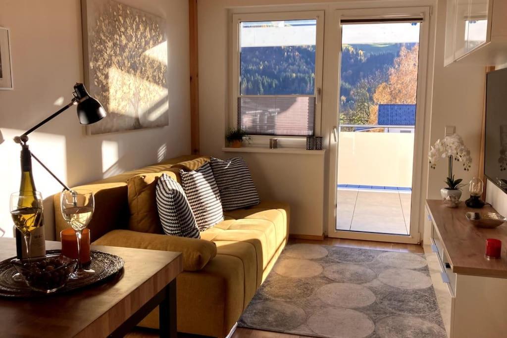 Apartment Hucklehaus Айх Екстериор снимка