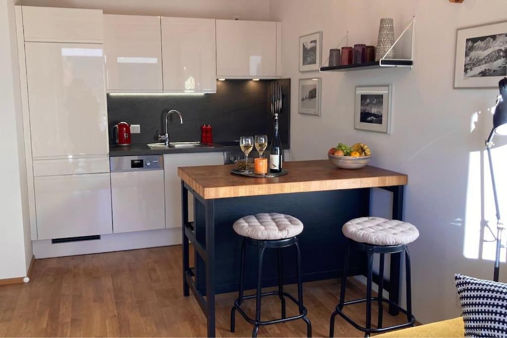 Apartment Hucklehaus Айх Екстериор снимка