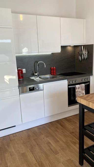Apartment Hucklehaus Айх Екстериор снимка